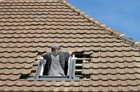 Pose de velux - Saint-Étienne-du-Bois